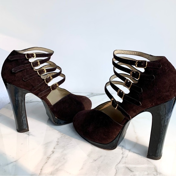 MICHEL PERRY PARIS SUEDE MULTI BUCKLE BLACK PATENT LEATHER PLATFORM HEELS 1990s. - Picture 4 of 7
